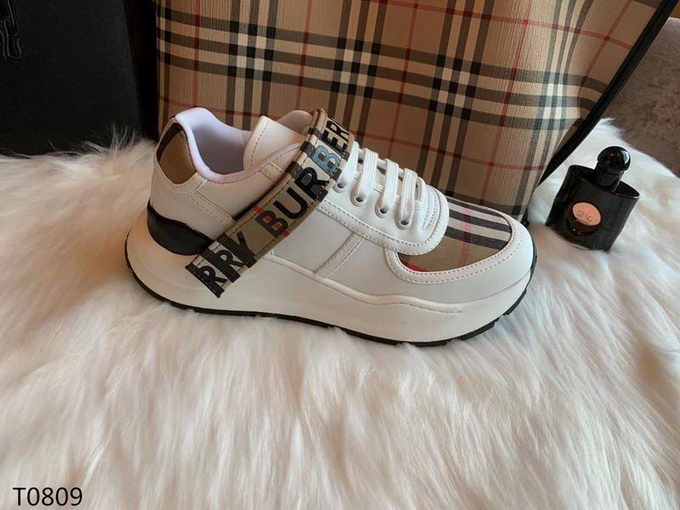 Burberry Low Cut Shoes Wmns ID:20230414-97